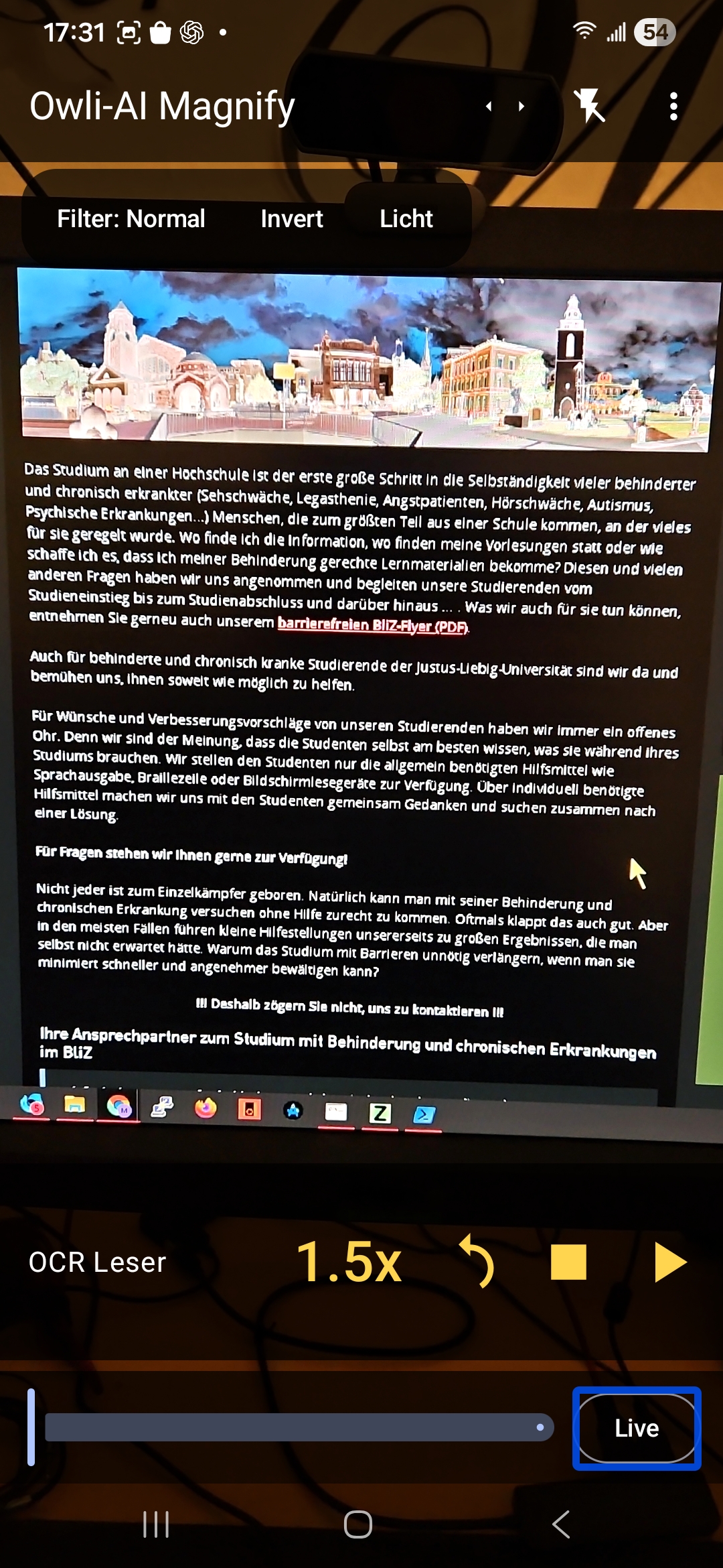 Magnify mit Kontrastfilter fuer bessere Lesbarkeit von Text